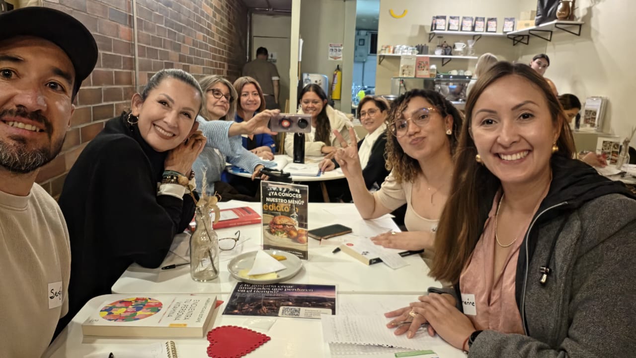 Vive esto en Book Fest Café, foto 6