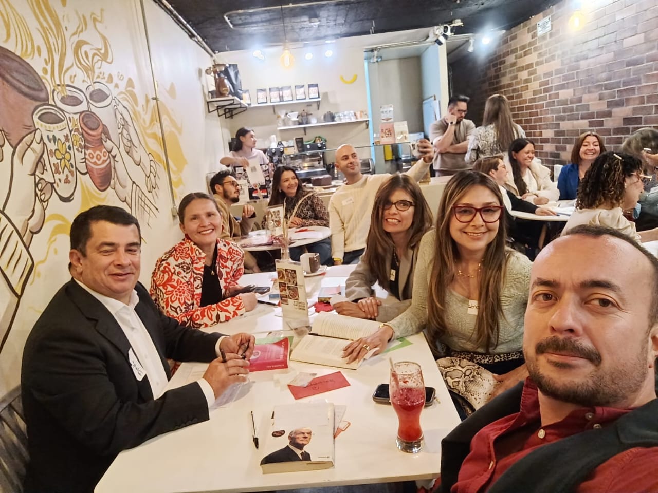 Vive esto en Book Fest Café, foto 4